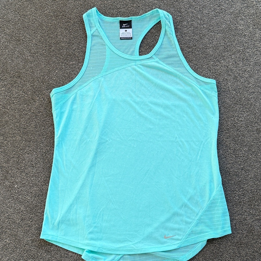 💚🎀 Nike Women's Light Blue Racerback Tank Top